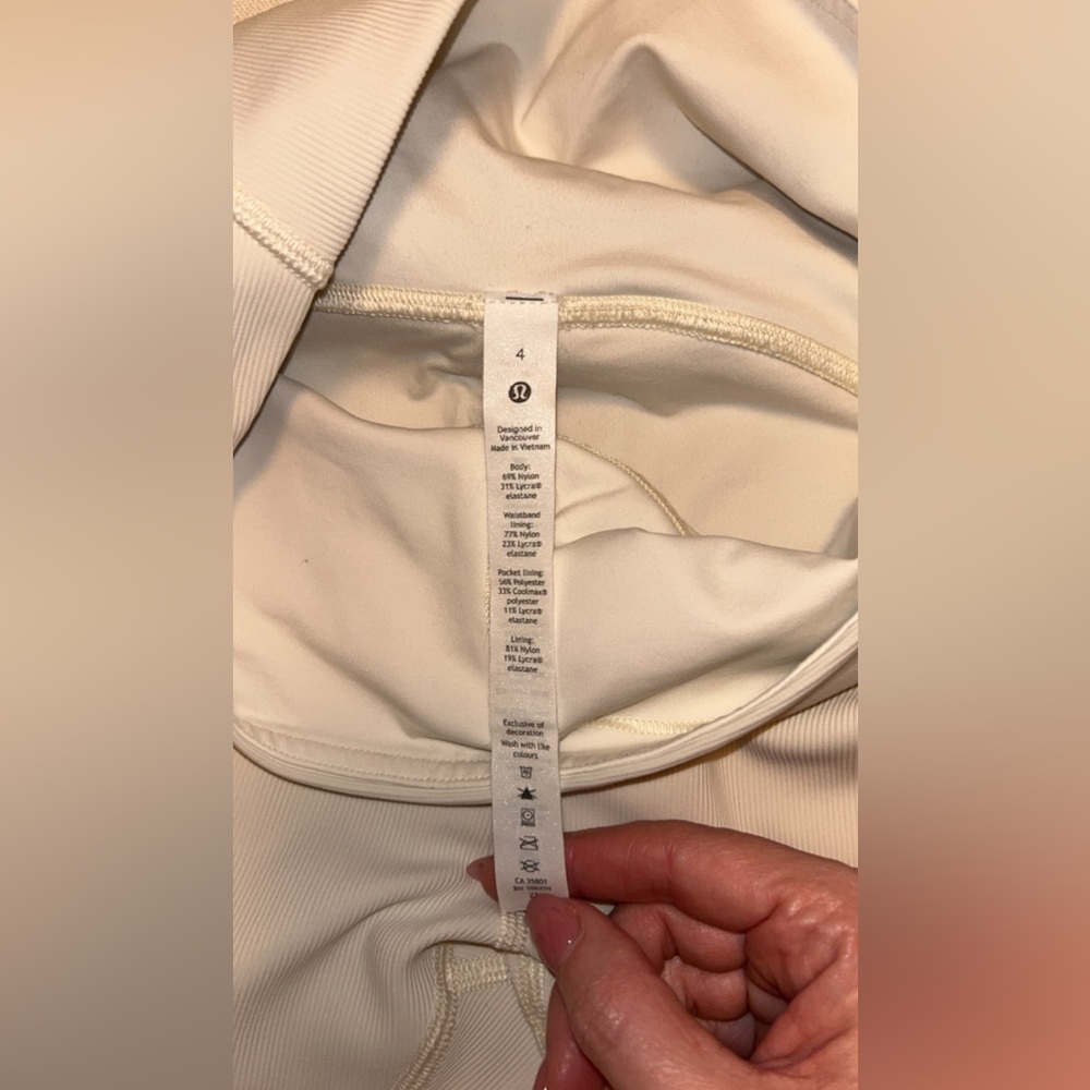 Lululemon ribbed leggings 28 inch inseam